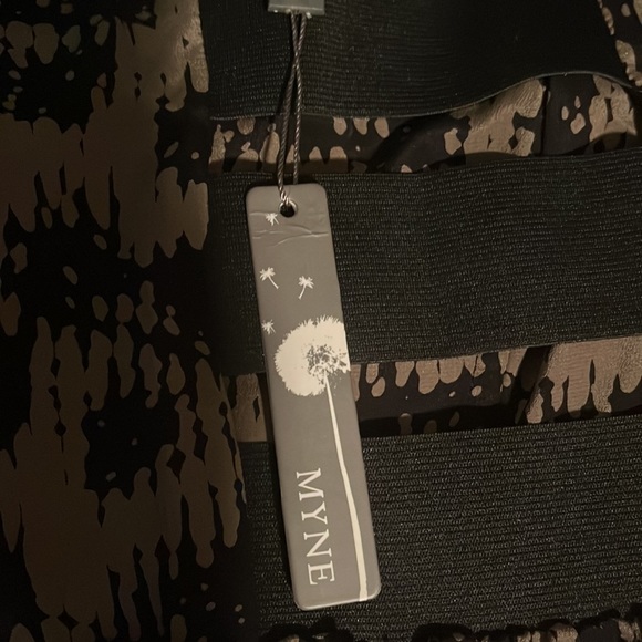 NWT MYNE ASHLEY ANN Strapless Flowy Dress w pockets - Picture 3 of 3